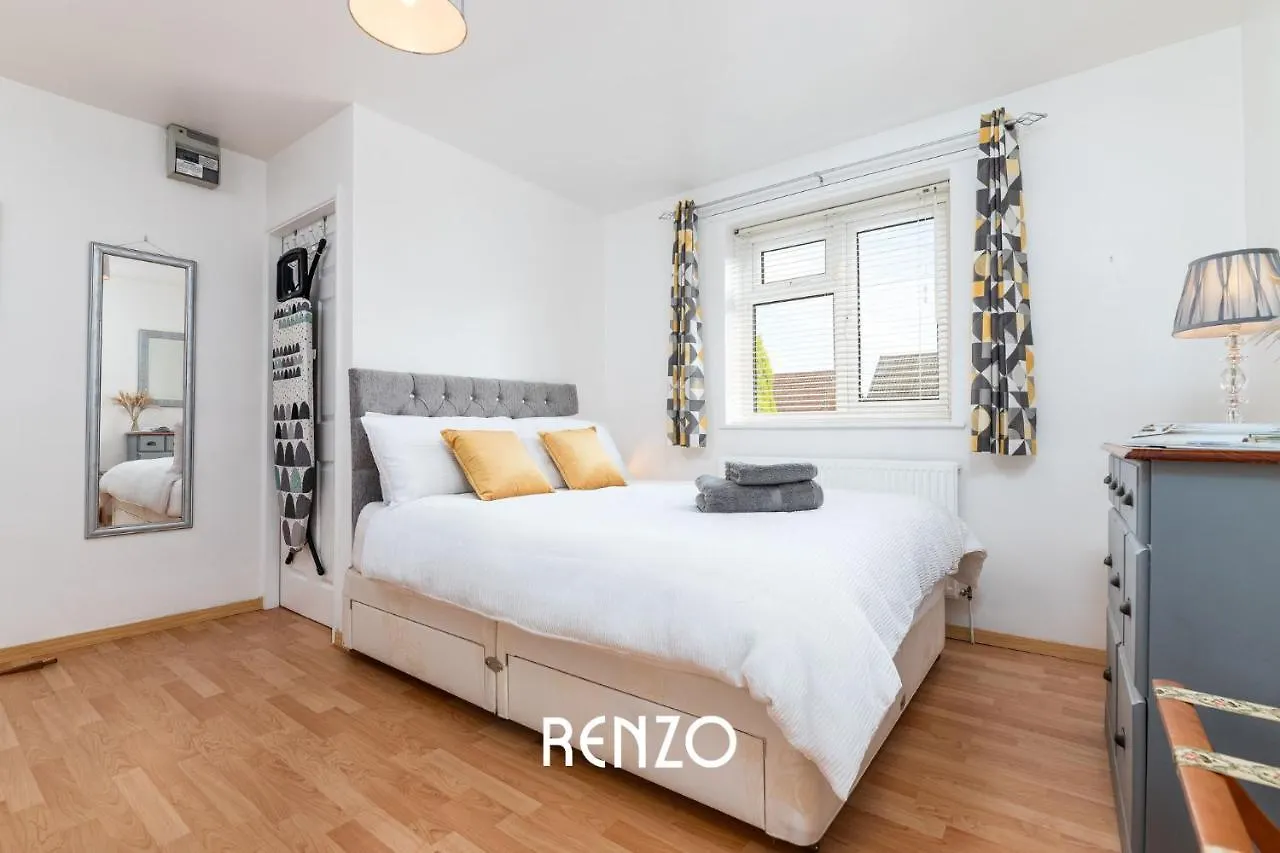 Appartamento Bright And Warm 1-Bed Annexe In West Bridgford, Nottingham By Renzo, Free Driveway Parking! 0*,